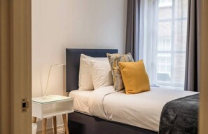Room - Room-luxury 2 Bedroom Rooms Near Mayfair (London)