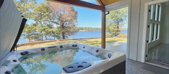 NEW Lakehouse | Hot Tub, Boathouse, Amazing Patio!