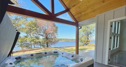 NEW Lakehouse | Hot Tub, Boathouse, Amazing Patio!