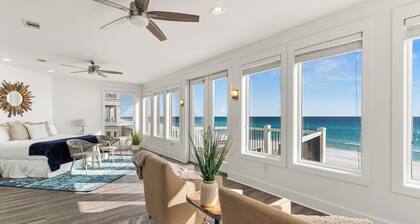 New Rental! Gulf Front, Two Houses, Private Pool, On the Beach