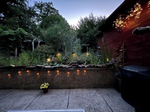 Property grounds - Spacious, barrier-free, modern 4-star vacation apartment, directly on the edge of the forest (Neunkirchen)