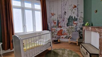 4 bedrooms, iron/ironing board, travel crib, free WiFi