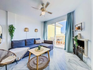 Smart TV - 101 - Cozy Apartment with Panoramic Views in Riviera del Sol, Mijas (Calahonda)