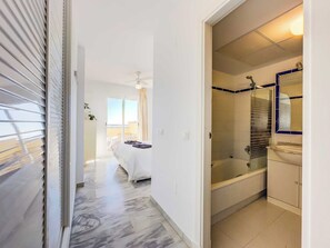 3 bedrooms, free WiFi, bed sheets - 101 - Cozy Apartment with Panoramic Views in Riviera del Sol, Mijas (Calahonda)