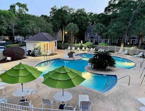 D3 Ocean Walk downstairs.  Nice pools, great community easy walk to restaurants.