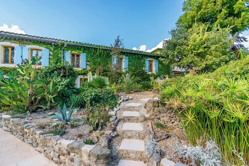 5-bedroom bed & breakfast in pleasant Olonzac with AC