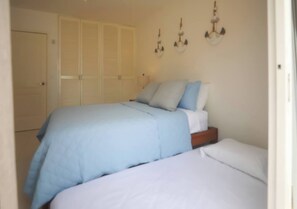 Schreibtisch, Bügeleisen/Bügelbrett, WLAN, Bettwäsche