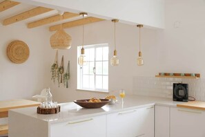 Dining - Proud Progress Homes - Casa Portus (São Brás de Alportel)