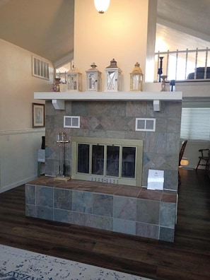 Interior - NEW!! Wyld Haven Arbuckle Lake- 1.5 miles from boat ramp (Sulphur)
