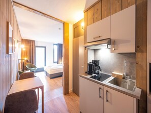 Apartment | Private kitchen - Romantic Apartment in Hambachtal Holiday Park (Oberhambach)