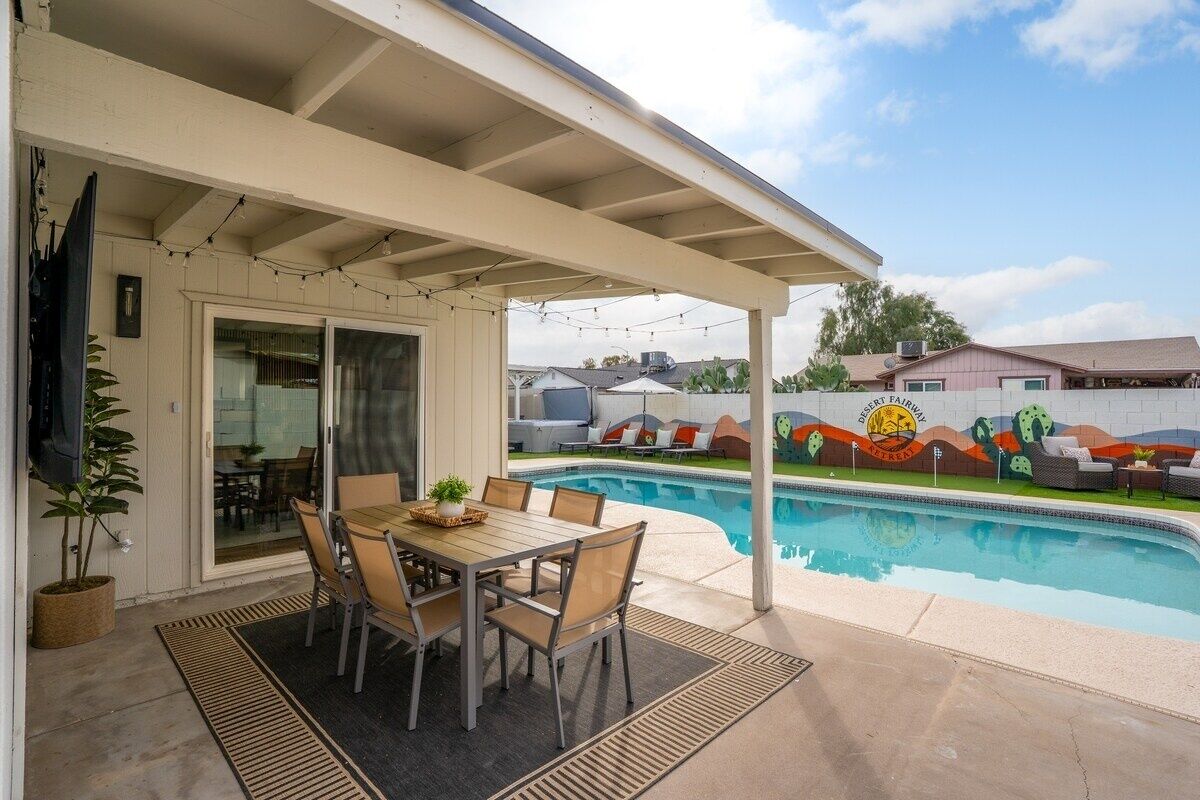 Een verwarmd zwembad