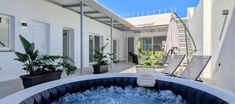 CHC - The Cobbler's Terrace