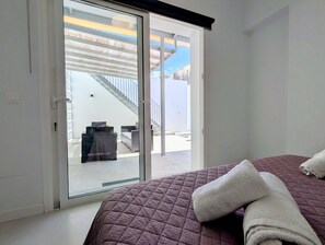 2 bedrooms, iron/ironing board, free WiFi, bed sheets - Los Silos - CHC - The Cobbler's Terrace (Los Silos)