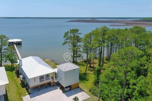 Exterior - Cozy Bayfront Guest Cottage - Boat Friendly Dock! (Elberta)
