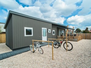 Chalet | Exterior - Cozy Beachside Base With Dual Terraces (Noordwijk)