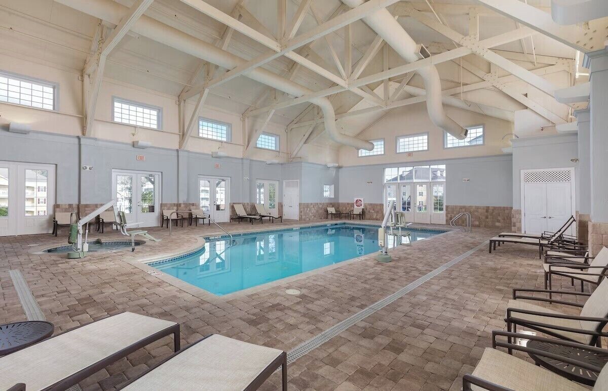 Indoor pool, outdoor pool