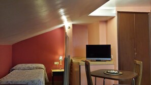 Internet, bed sheets