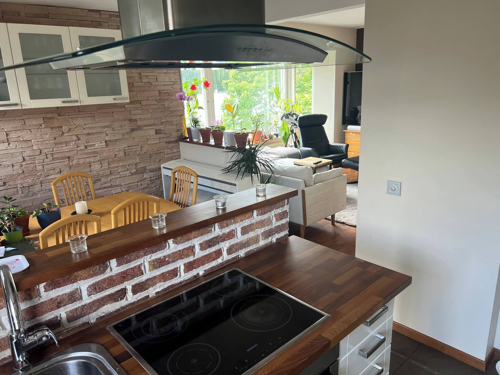 Apartamento, 2 quartos, sacada, vista para a cidade | Parte interna