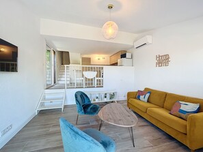 TV - Sea view in Porticcio - Mini Villa 3 rooms with 2 terraces - garden - swimming pools (Grosseto-Prugna)