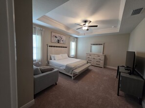 3 Schlafzimmer, Bügeleisen/Bügelbrett, WLAN, Bettwäsche