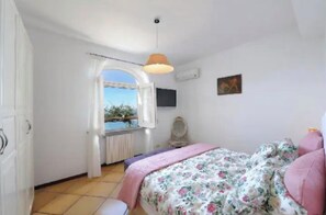 3 Schlafzimmer, Bügeleisen/Bügelbrett, Internetzugang, Bettwäsche