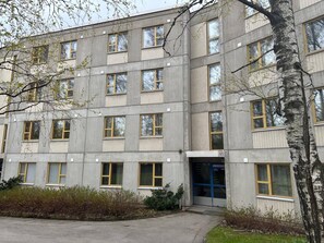 Apartment, 2 Bedrooms, Balcony, City View | Bahagian luar