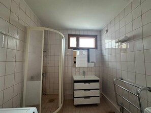 Apartment, 2 Bedrooms, Accessible, Balcony | Bathroom - Lovely 2-br 77m2 Apart Pasila-train Station (Helsinki)