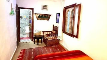 Standard Room | Free WiFi