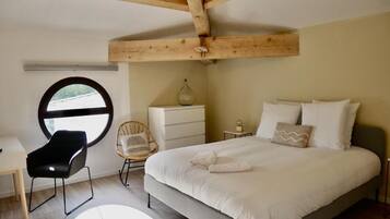 Soundproofing, iron/ironing board, free WiFi