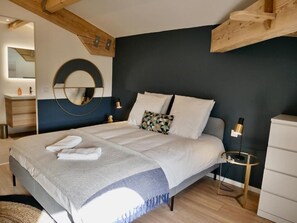 Soundproofing, iron/ironing board, free WiFi - Les Calanques - Mas des Sous-Bois (Ventabren)