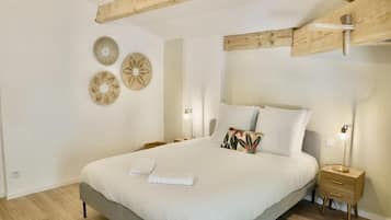 Sistema de insonorización, tabla de planchar con plancha y wifi gratis