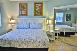 2 bedrooms, iron/ironing board, Internet, bed sheets