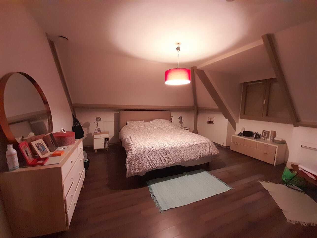 5 chambres, fer et planche à repasser, Wi-Fi, draps fournis