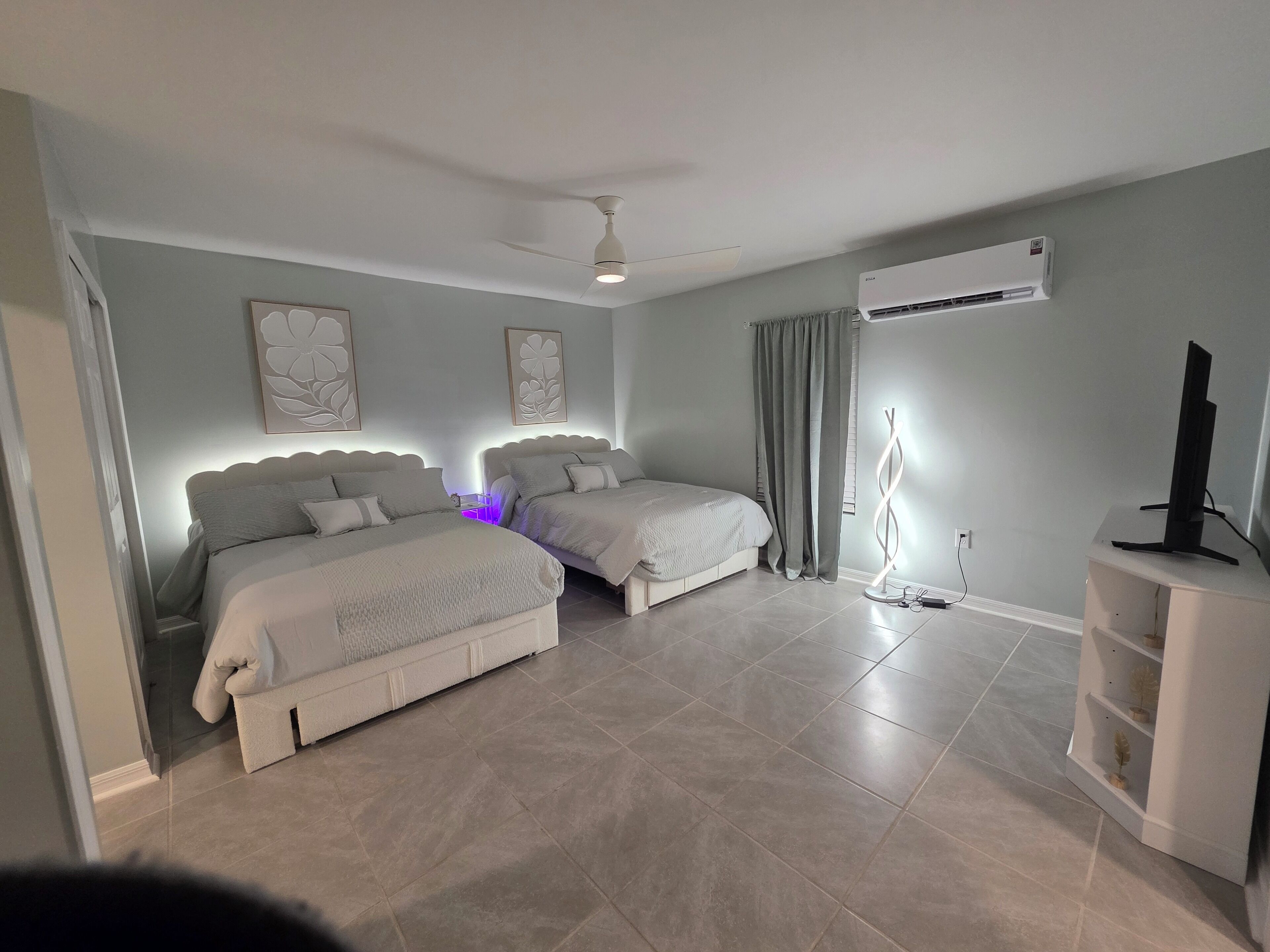 1 chambre, fer et planche à repasser, Wi-Fi, draps fournis