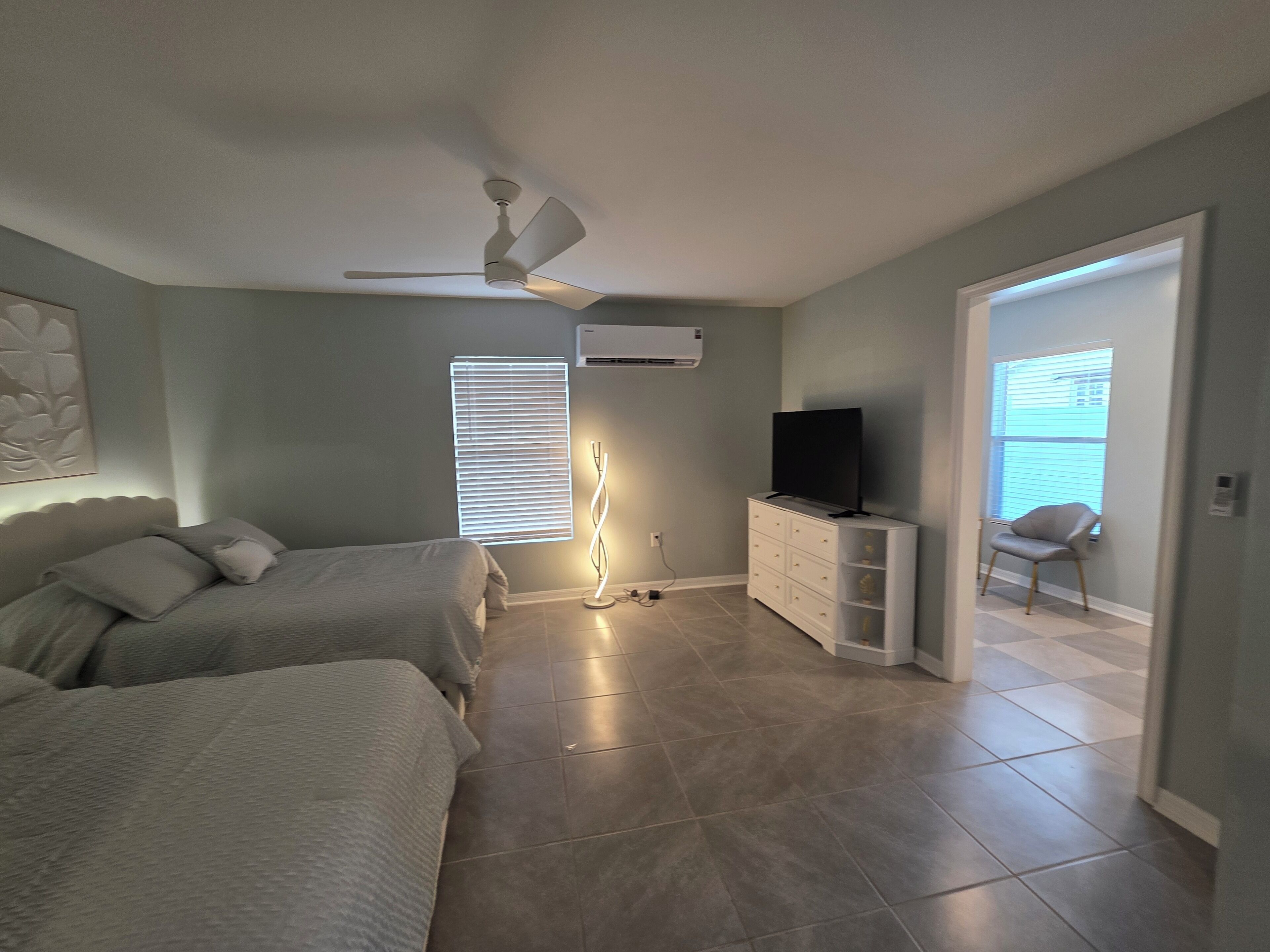 1 bedroom, iron/ironing board, WiFi (free), bed sheets