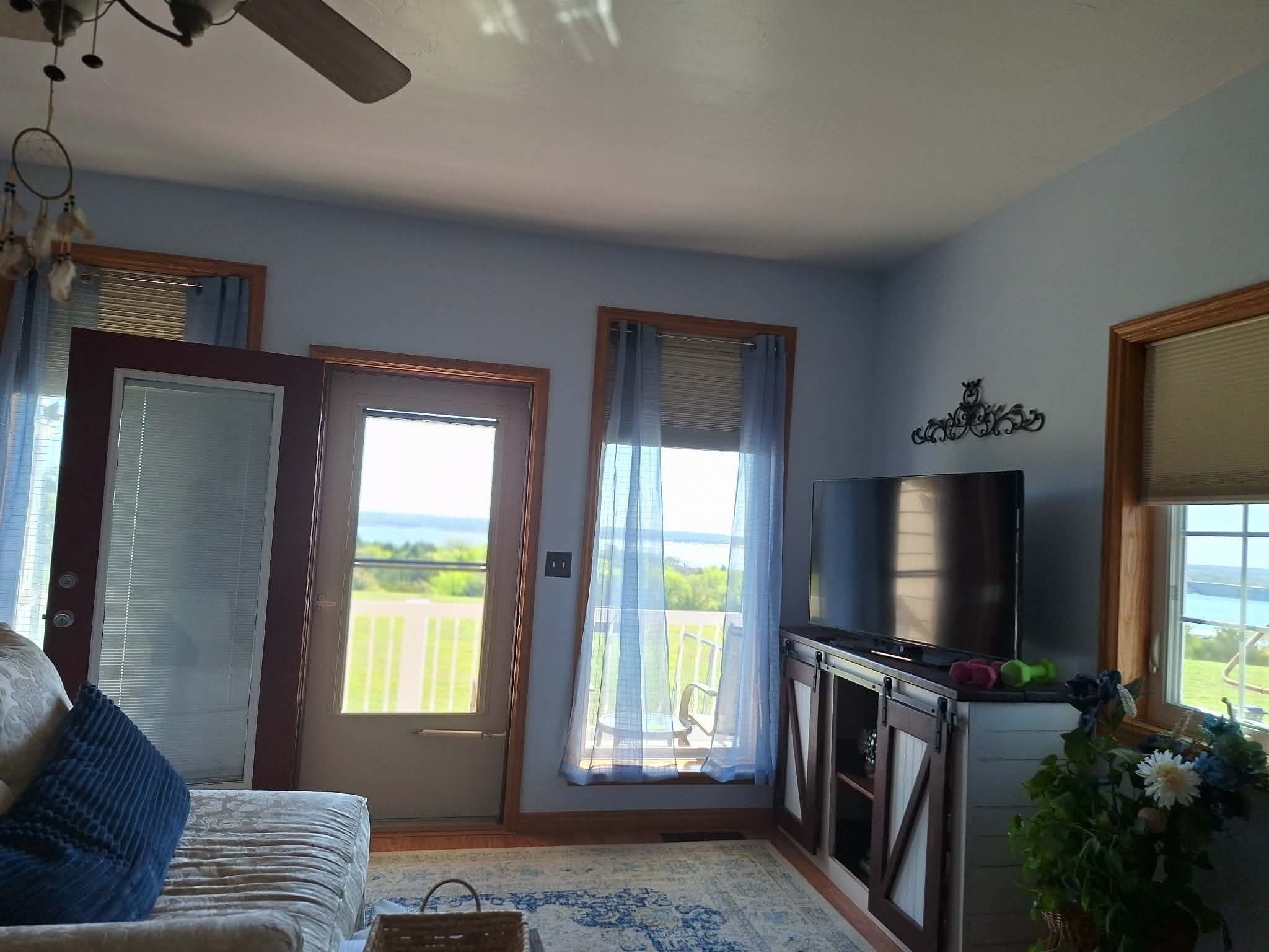 5 bedrooms, WiFi, bed sheets