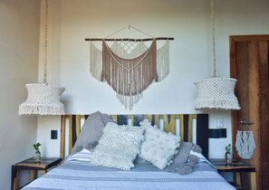 3 bedrooms, iron/ironing board, free WiFi, bed sheets - Eco‑Chic Wood 3BR Casa with Pool & Rooftop views (Holbox)