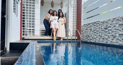 Luxury 6BR villa with private pool near beach