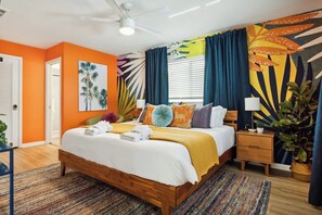 5 bedrooms, desk, iron/ironing board, travel cot