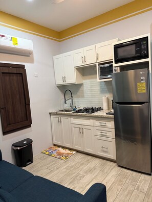 Microwave, oven, stovetop