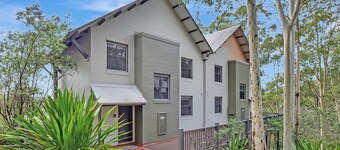 Ar' Heafy Lodge Premium Private Villa Located within Cypress Lakes Resort