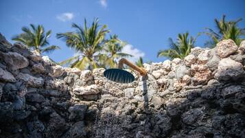 Standard Double Room, Ocean View | Bathroom | Hair dryer, towels, soap, shampoo