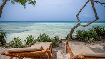 Playa privada, arena blanca