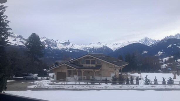 Exterior - 1st floor, view mountain, balcony, fireplace or stove, tv, ski locker, 50m², Combloux (Combloux)