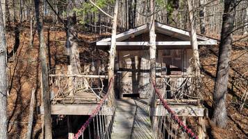 Enceinte de lâhĂ©bergement