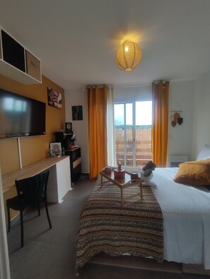 Reisekinderbett, kostenloses WLAN, Bettwäsche