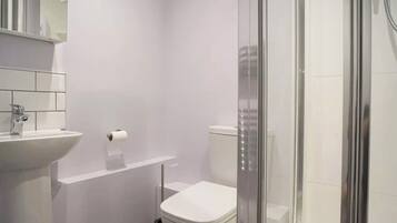 Single Room, Non Smoking | Bathroom