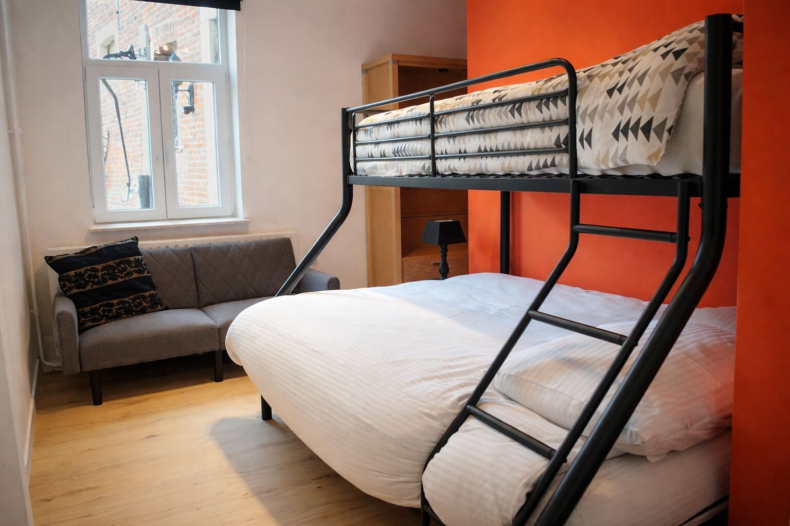 2 chambres, bureau, Wi-Fi gratuit, draps fournis