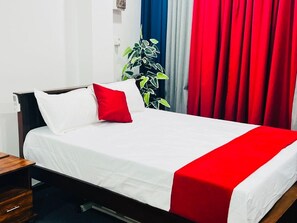 Free WiFi - Mark International  (Colombo)