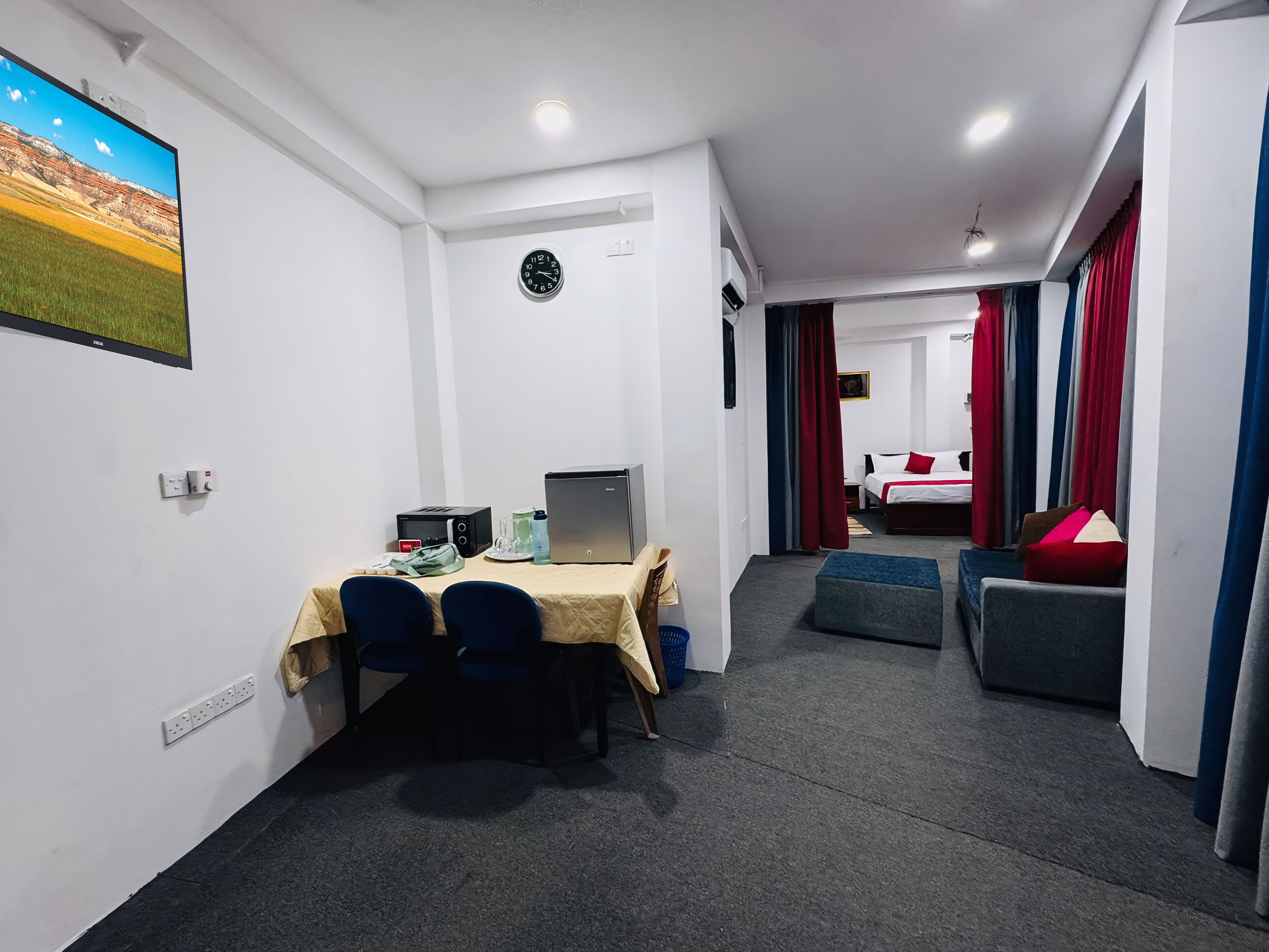 Superior-Apartment, Balkon, Stadtblick | Innenbereich